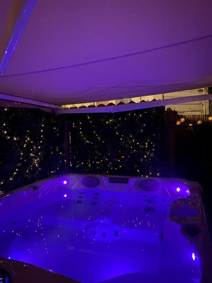 Dinbnb Homes I #1 Bnb In Bergen I Jacuzzi & Parking & Location Bagian luar foto