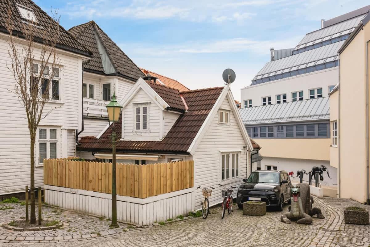 Dinbnb Homes I #1 Bnb In Bergen I Jacuzzi & Parking & Location Bagian luar foto
